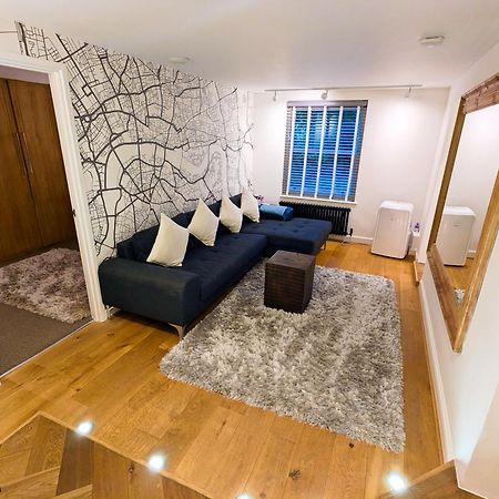 Modern 1 Bedroom Apartment In Kensington Londra Esterno foto